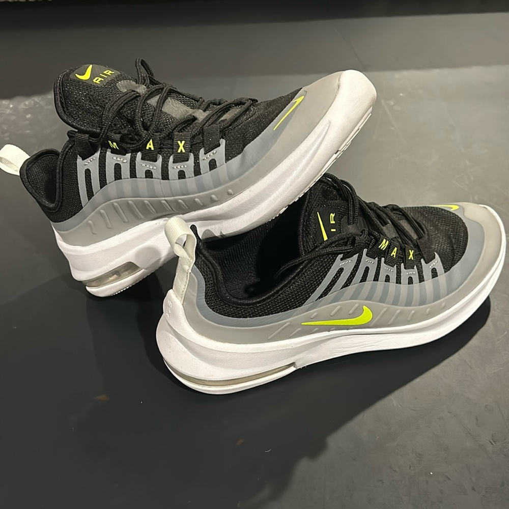 Boys Size 6 Nike Shoes